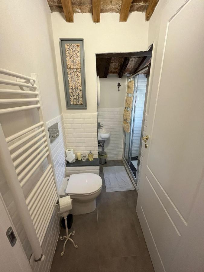 31 Steps To Heaven - Heart Of Lucca Apartment Luaran gambar