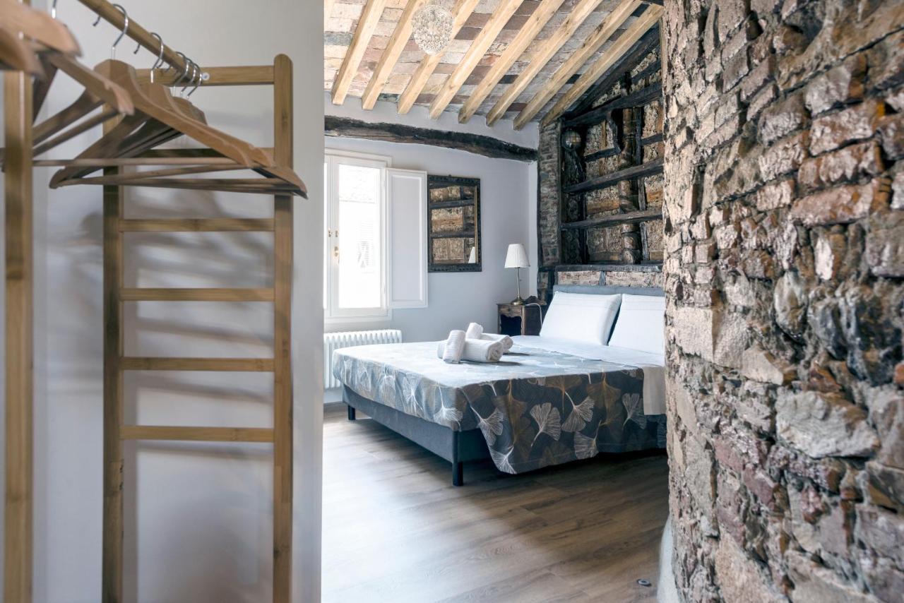 31 Steps To Heaven - Heart Of Lucca Apartment Luaran gambar